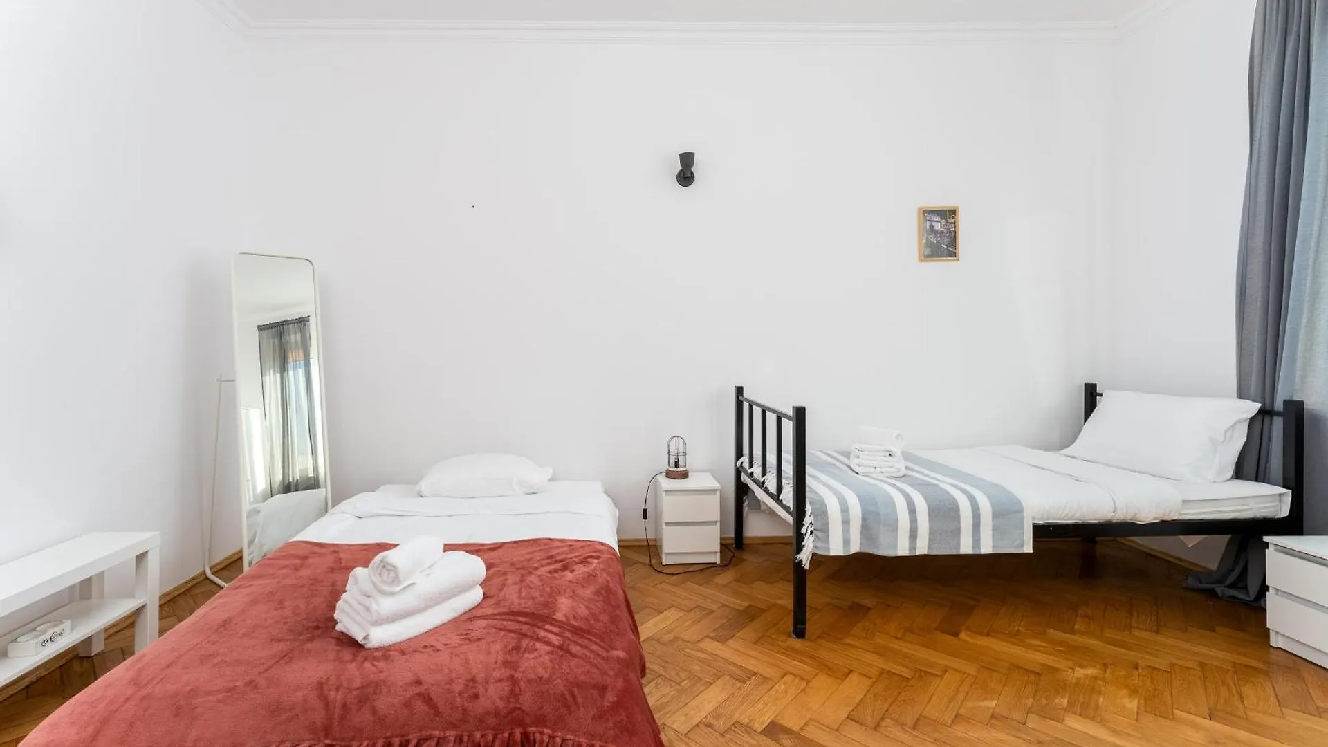 Vistula River Spacious Apartment Krakow